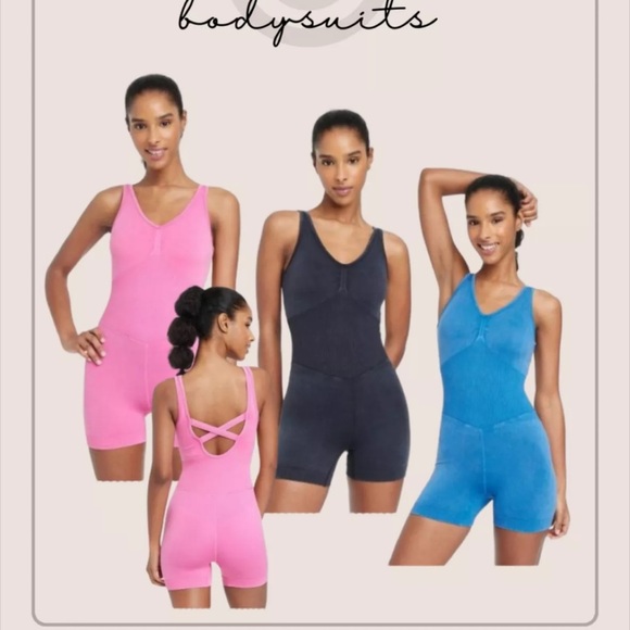 Pink bodysuit with shorts - Picture 2 of 5